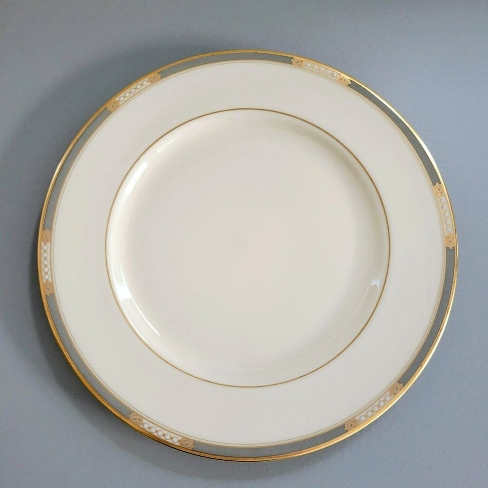 Lenox McKinley DINNER Plate Presidential Ivory Color Gray Band Heavy Gold Trim